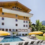 Hotel Der Postwirt - Alpen Lifestyle Mit Tradition 4*