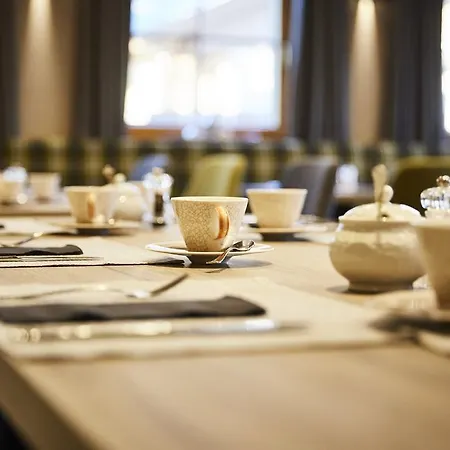 Отель Der Postwirt Зёлль